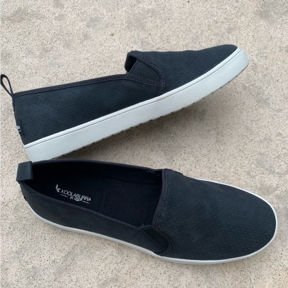 UGG Koolaburra Kellen Black Faux Suede Low Slip on Sneaker Women's Size 10 Nwot